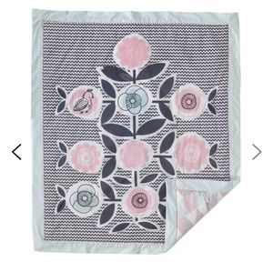Lolli Living Sparrow bird baby quilt